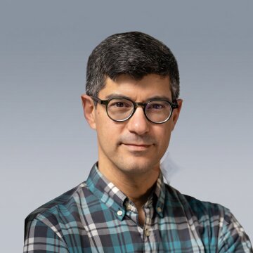 Dr. Uri Hertz
